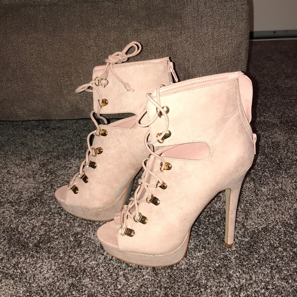 Dress sandal
